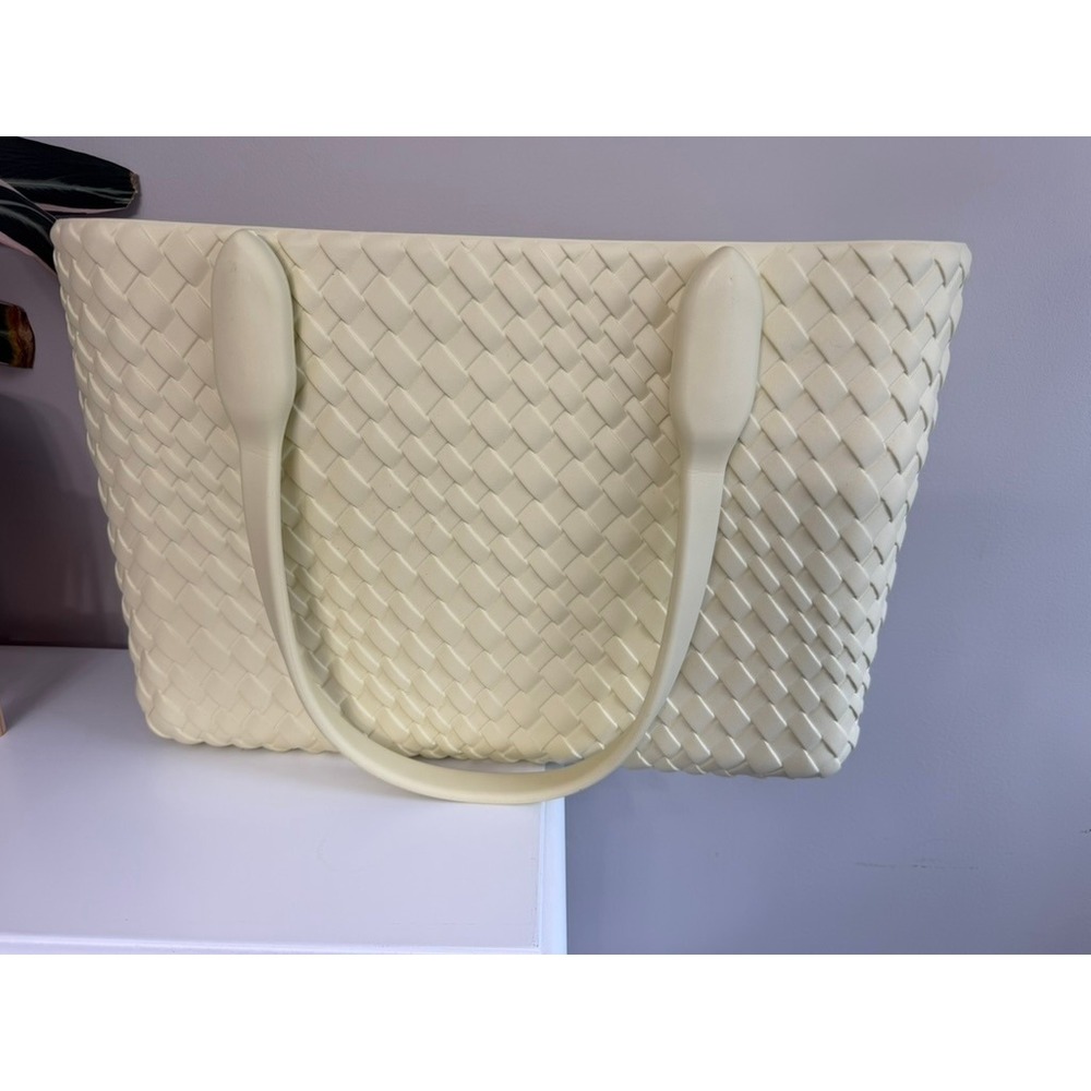 Shade & Shore Woven Tote Bag Women Large Yellow Basket Weave Beach NWT